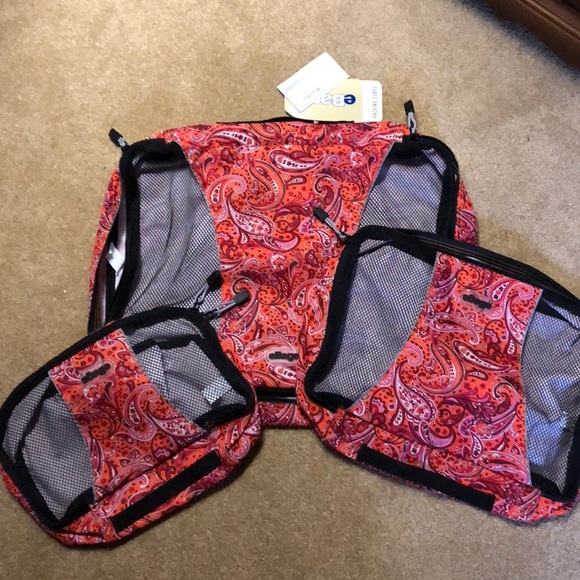 eBags Handbags - Think Gift!!! NWT Travel/Storage bag